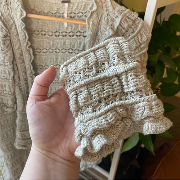 Free People | Knit Gray Sweater - Picture 6 of 7